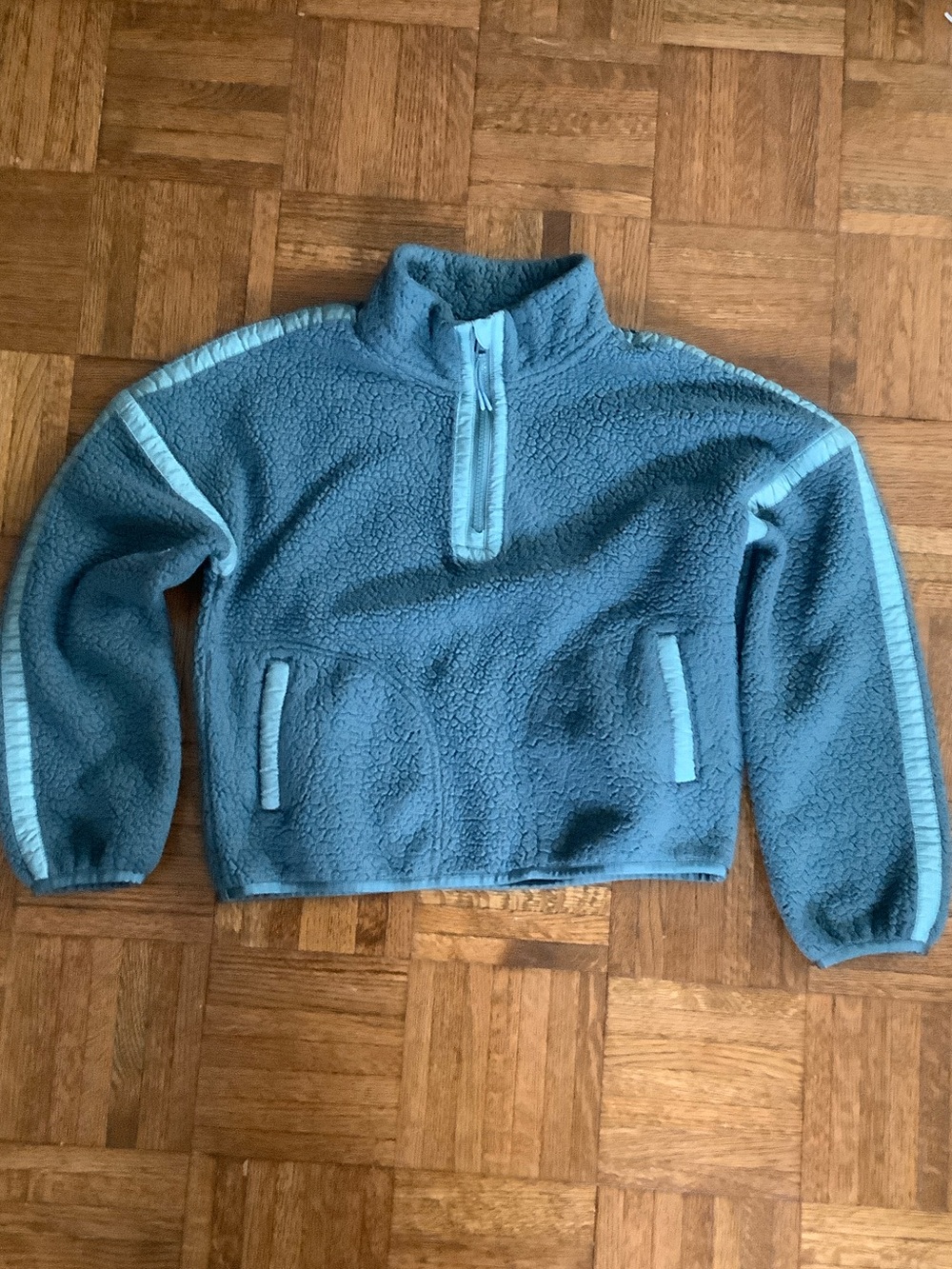 Athleta Girl pullover fleece